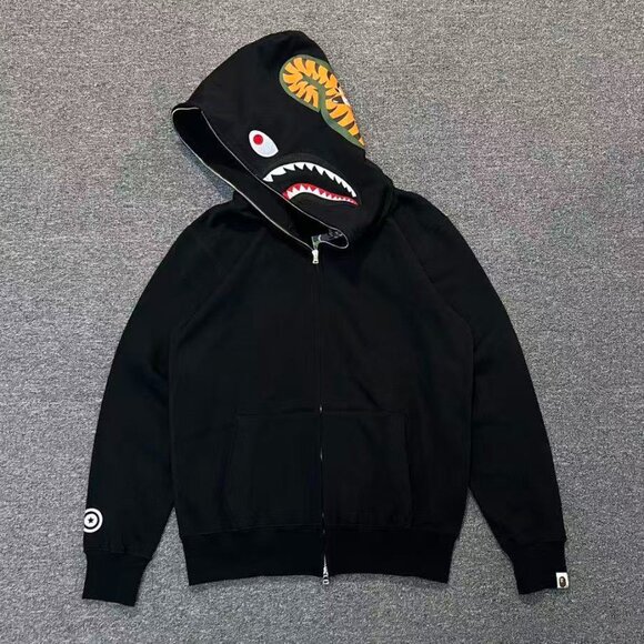 Brand new Bape shark hooded jacket - Picture 3 of 9